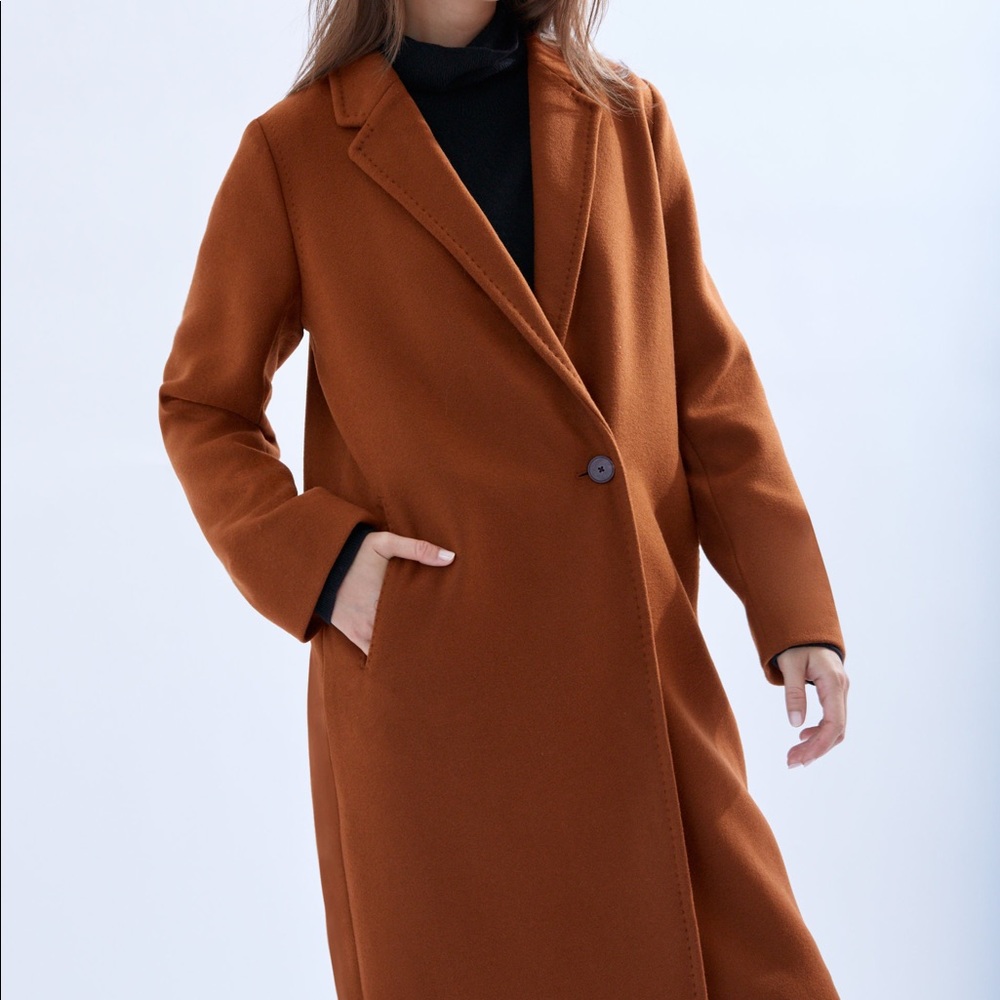 ISO ⚠️ Babaton Stedman Coat Rich Camel Size S